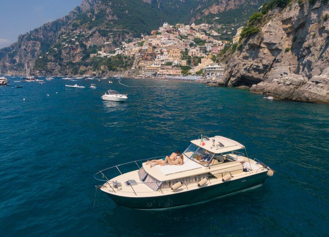 Chris Craft 31 Commodoro