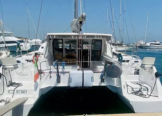 C Cat 37 Altair