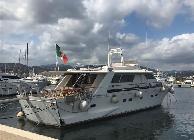 Cantieri di Pisa 24 Dea Tuda