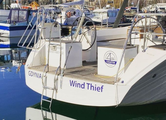 Cobra Yachts 41 Wind Thief