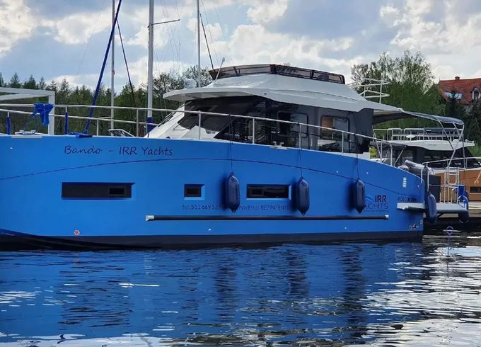 Cobra Yachts 40 Bando