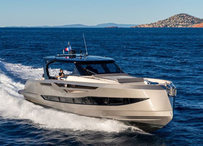 Cayman 540 Pegase