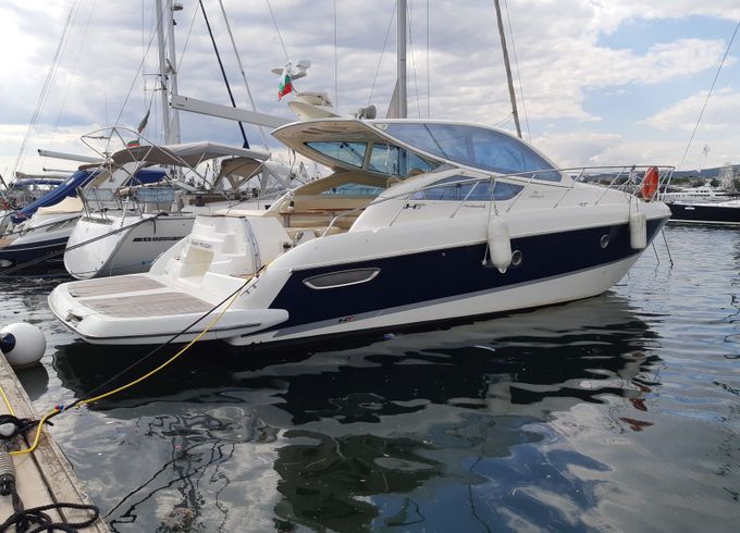 Cranchi 43 Sunny Holiday