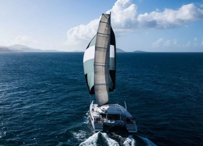 Catana 59 Lazy Jack