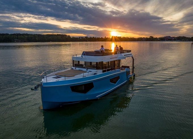 Cobra Yachts Maestro 42 Cormorant