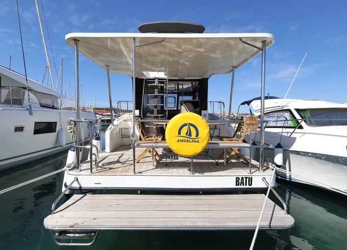 Cobra Yachts 40 Batu