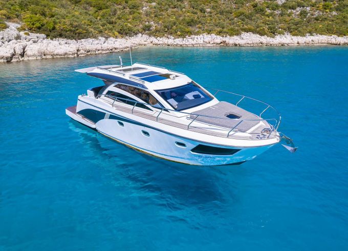 Custom Built 36 Mavi Neptun