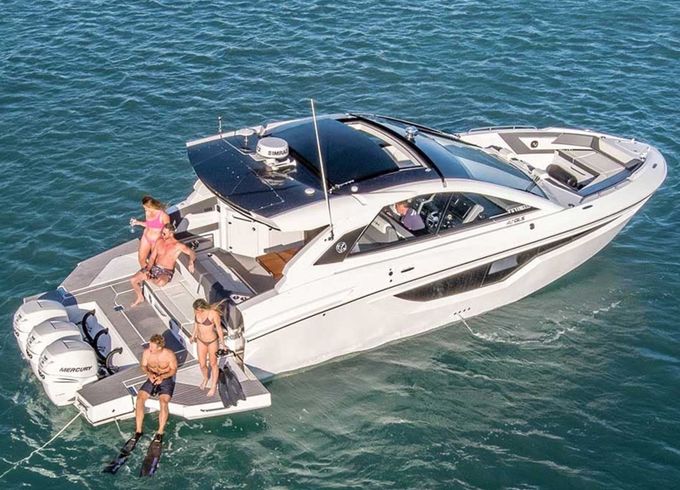 Cruiser Yachts 42 GLS Giddy Up