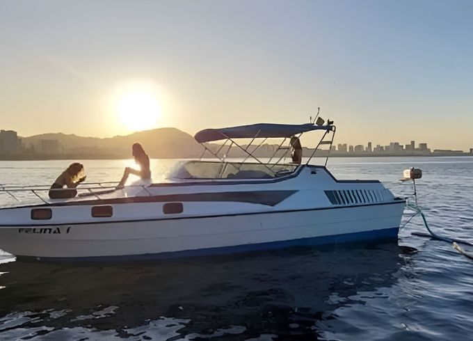 Custom Built 32 Felina 1