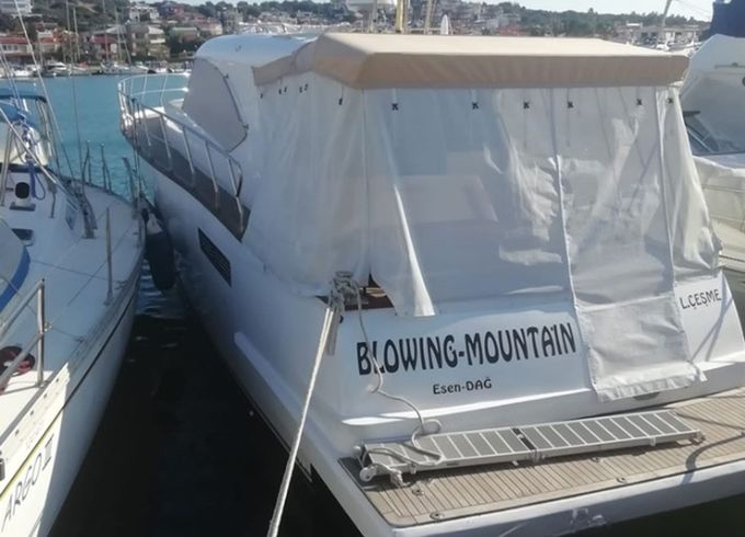 Custom Built 42 Blowing Mountain