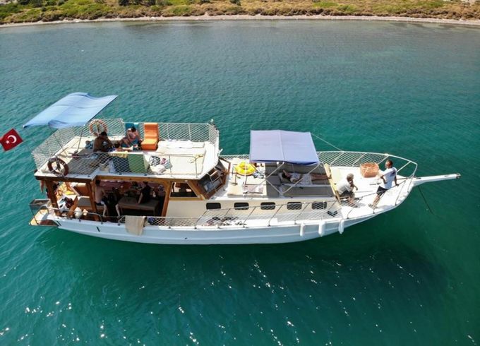 Custom Built 44 Dilara 2