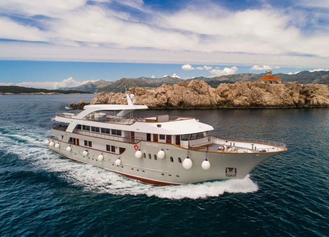 Custom Built 155 Mama Marija