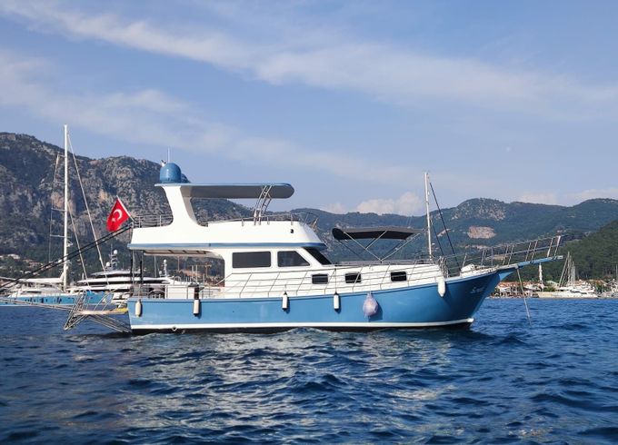 Custom Built 43 Sunset