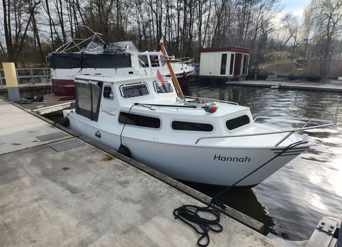 Custom Built 23 Hannah
