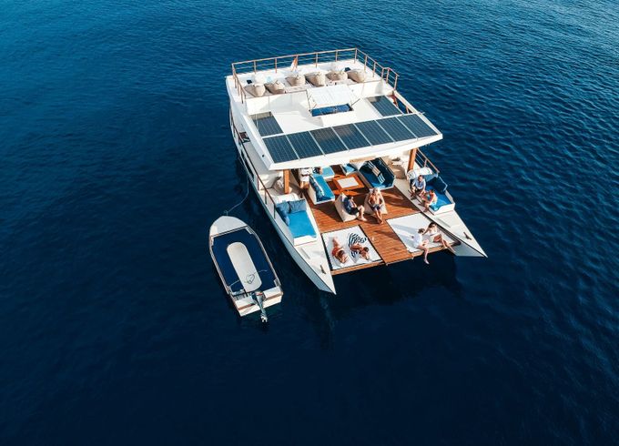 Custom Built 54 Utopia 2