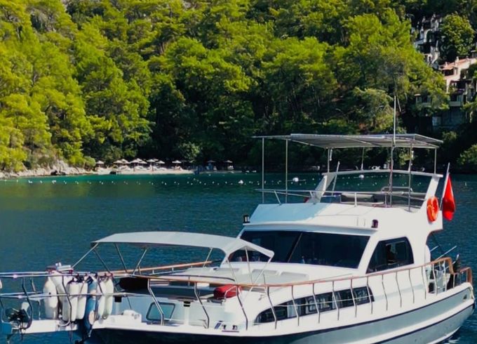 Custom Built 55 Lady Yagmur