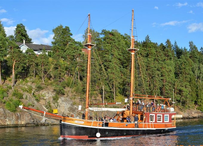Custom Built 65 Jomfruen