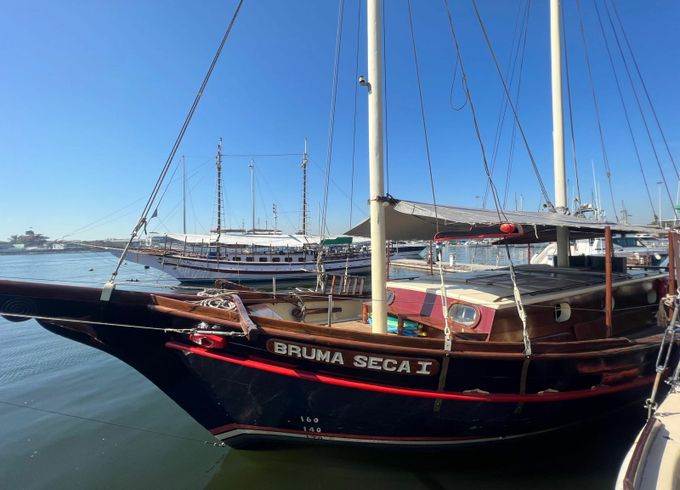 Custom Built 50 Bruma Seca