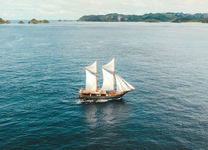 Custom Built Phinisi Dewata