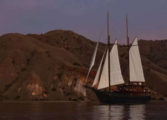 Custom Built Phinisi Vela