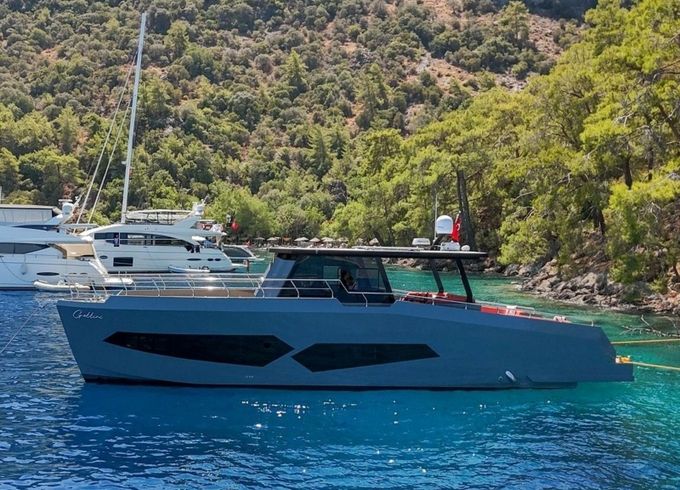 Custom Built 80 Voyager Gottiri