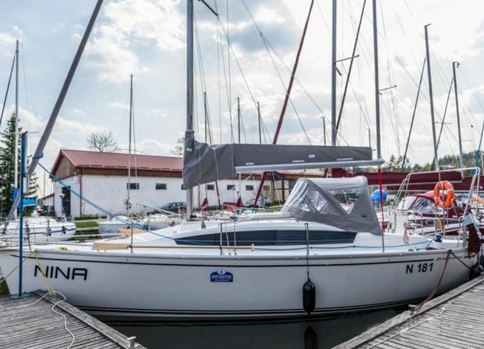 Delphia 33 MC Nina