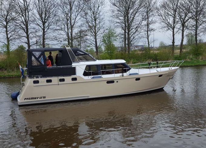 Custom Built Premier 1375 Allessa