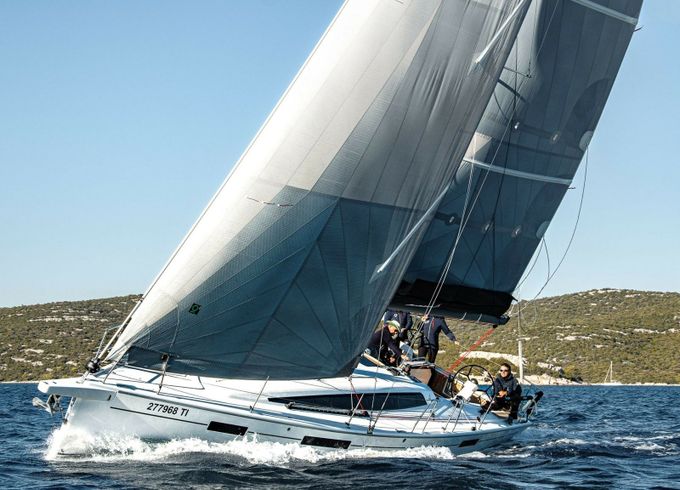 Dehler 38SQ Blue Eye