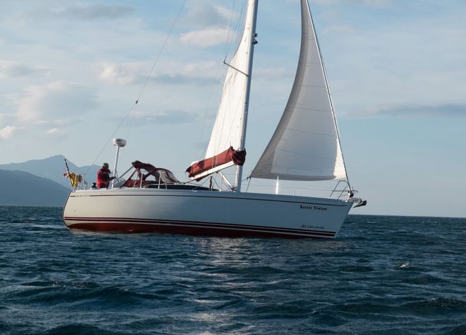 Delphia 37 Arctic Vision