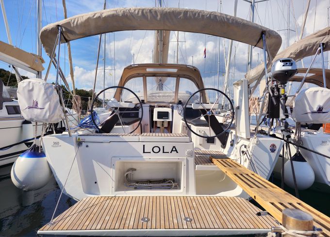 Dufour 360 Lola