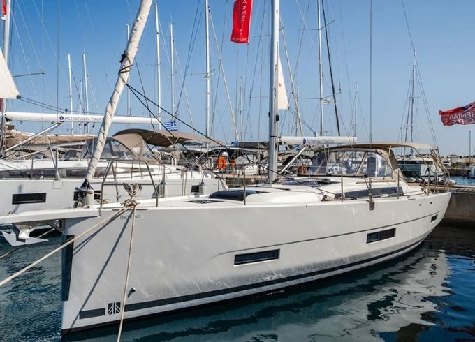 Dufour 390 Artemis