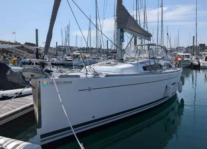 Dufour 375 Tarann