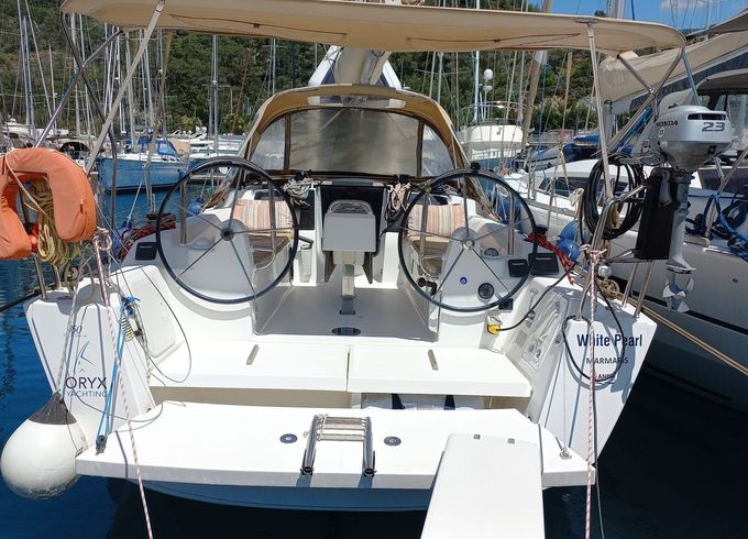 Dufour 350 White Pearl