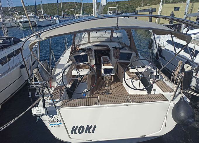 Dufour 360 Koki