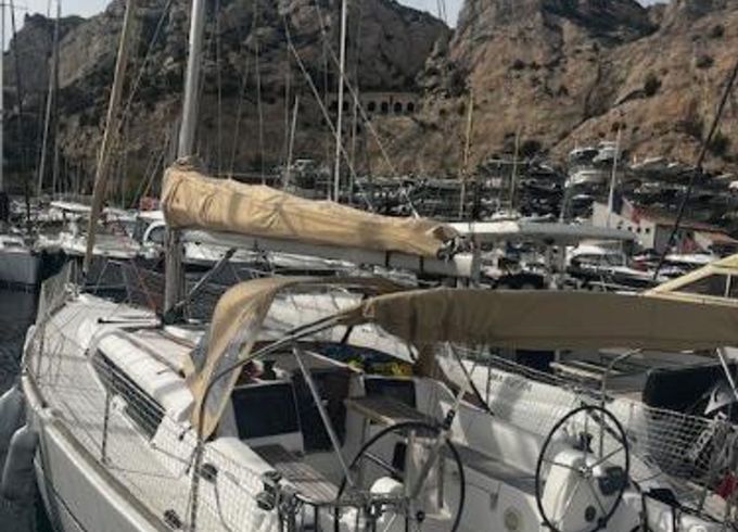 Dufour 350 T Moana
