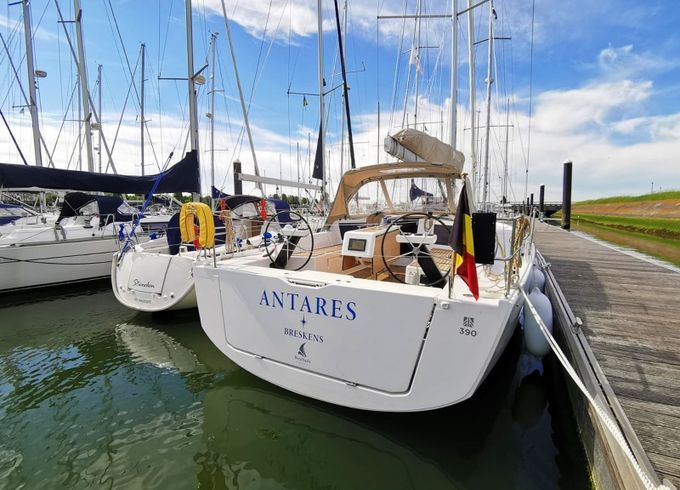 Dufour 390 Antares