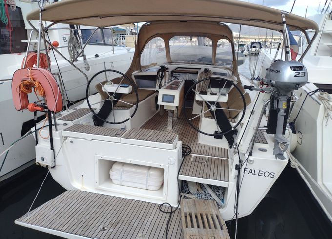 Dufour 360 Faleos