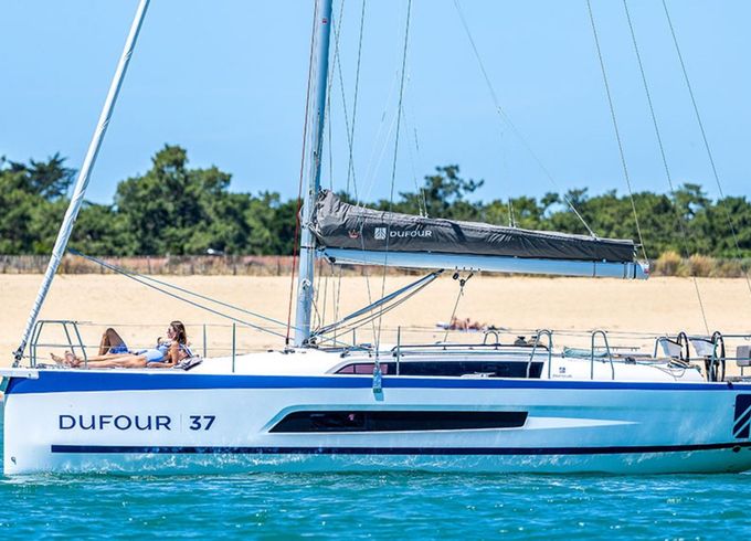 Dufour 37 Pictor
