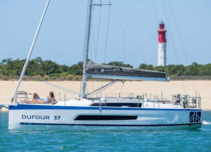 Dufour 37 Skiona