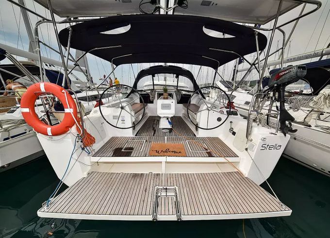 Dufour 410 Stella