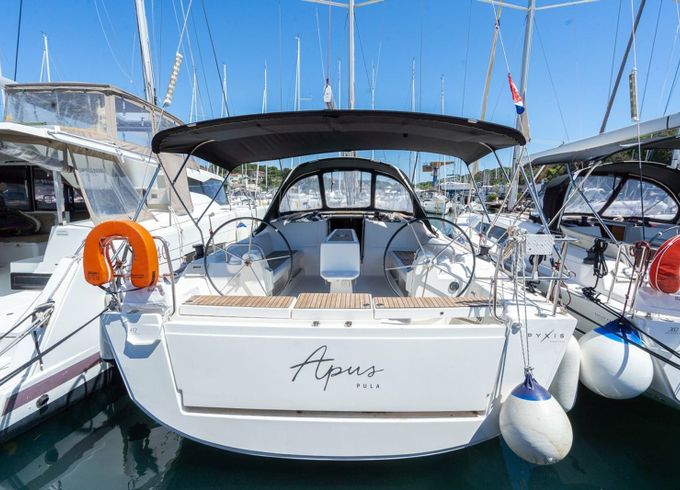 Dufour 412 Apus