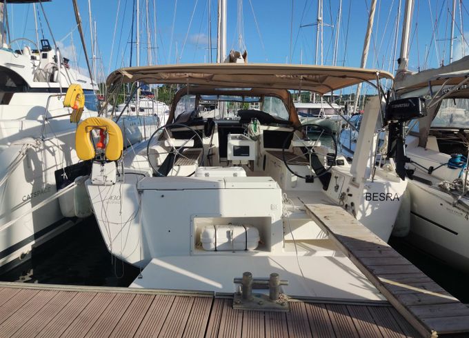 Dufour 430 Besra