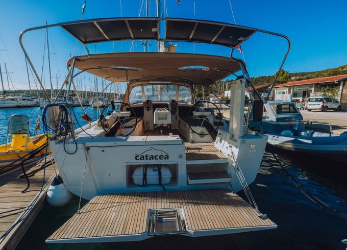 Dufour 430 Catacea