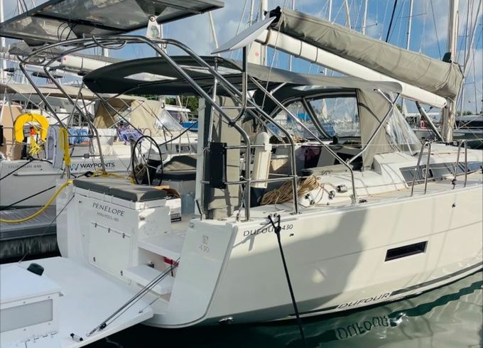 Dufour 430 Penelope