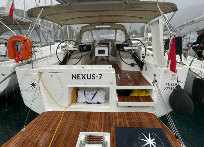 Dufour 430 Nexus