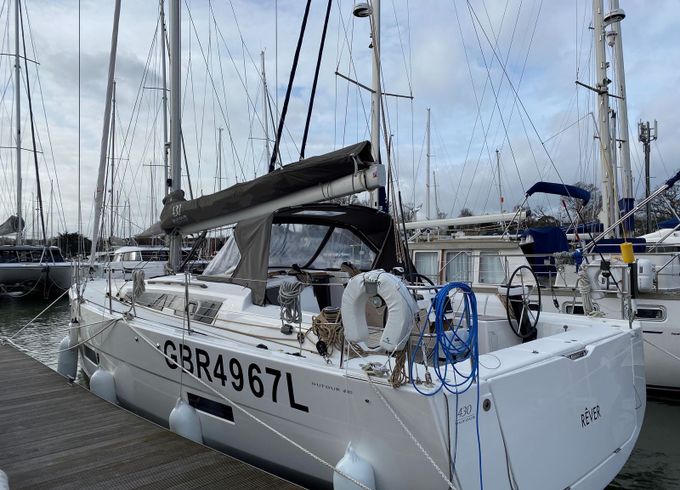 Dufour 430 Rever