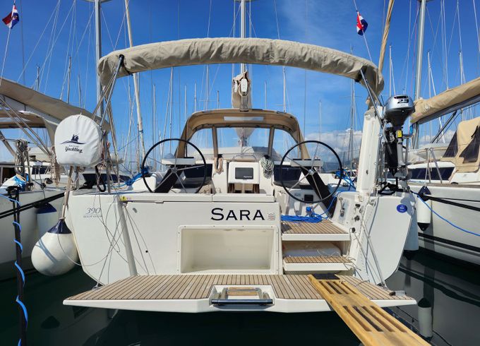 Dufour 390 Sara