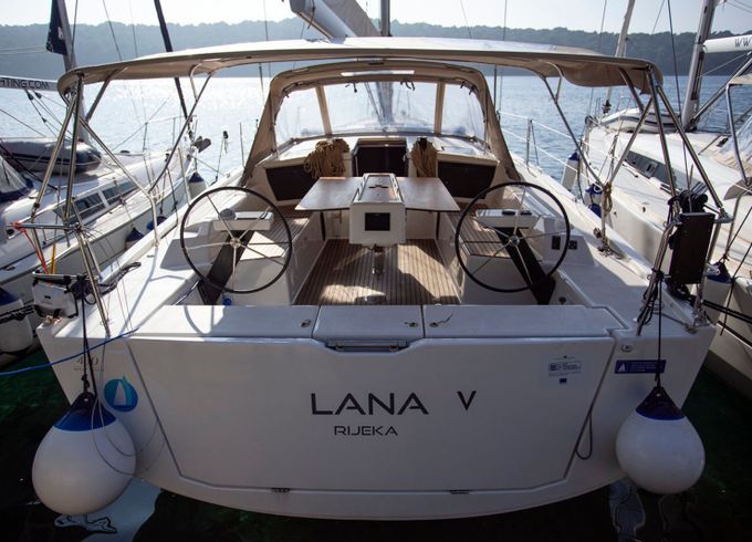 Dufour 430 Lana