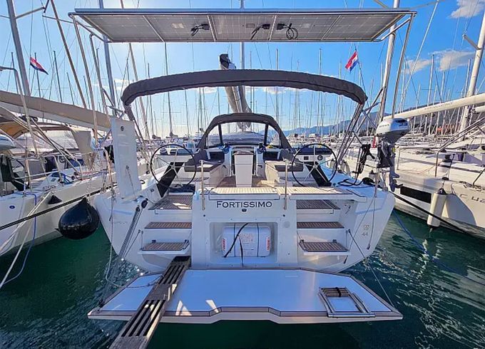 Dufour 44 Fortissimo