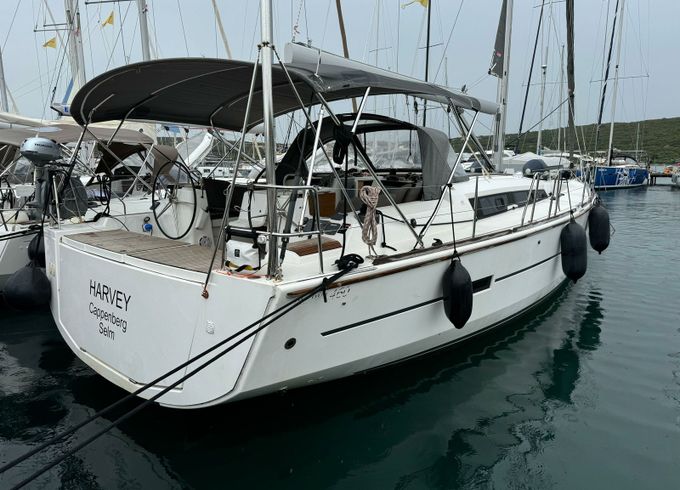 Dufour 460 GL Harvey